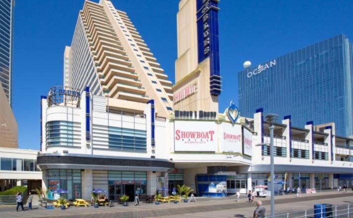 Spacious Boardwalk 2Br 3Ba Condo By Cozysuites Atlantic City Exterior photo